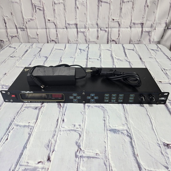 Digitech TSR 12 Studio Reverb Multi Effects Processor Rackmount - Picture 1 of 9